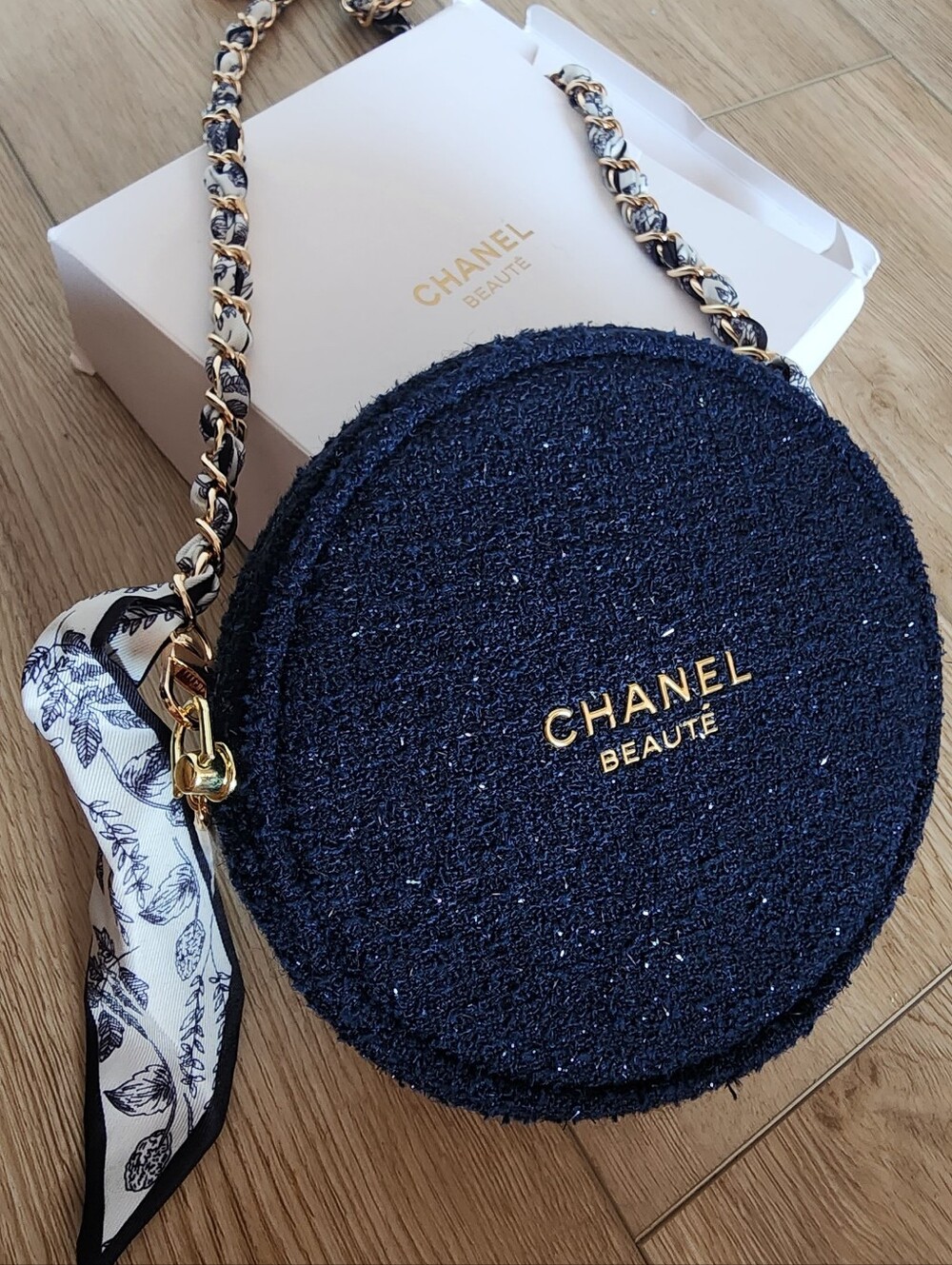 Chanel Beaute Round Navy Blue cosmetic Tweed pouch With Crossbody Chain NIB